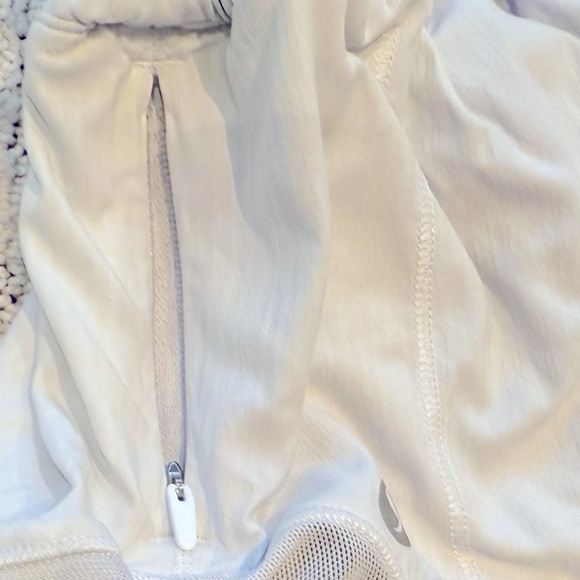 Lululemon Hotty Hot Shorts size 0 WITH BAG - Picture 14 of 16